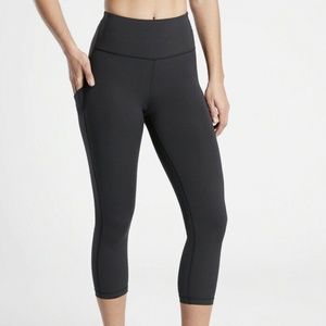 Athleta Ultimate Stash Pocket Capri